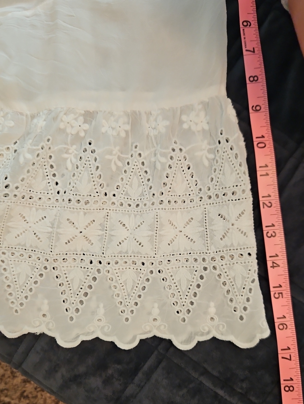 Johnny Was White Eyelet Embroidered Button Front Cropped Blouse, Tie Neck, L - Picture 10 of 11